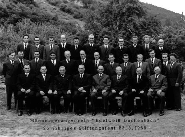 Männergesangverein Edelweiss Buchenbach beim 25-jährigen Stiftungsfest 1959