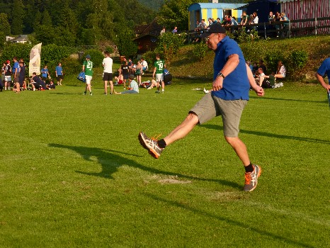 Begegnungen auf dem Sportplatz – Elfmeterkick 2013
