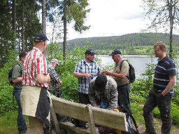 Rast und Stärkung unterwegs – Vatertagswanderung 2014