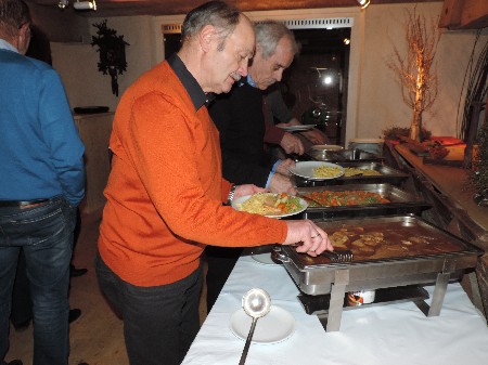 Gemeinsames Essen und gute Gespräche – Kameradschaftsabend 2015