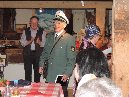 Unterhaltung beim Kameradschaftsabend – Kameradschaftsabend 2015