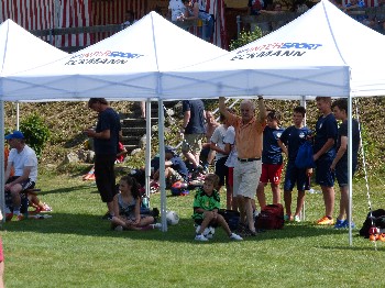 Begegnungen auf dem Sportplatz – Elfmeterkick 2015