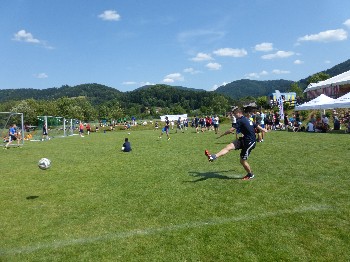 Die Mannschaft des Männerchors – Elfmeterkick 2015
