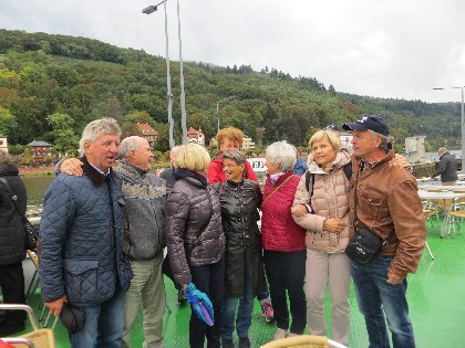 Gesellige Pause unterwegs – Vereinsausflug 2016