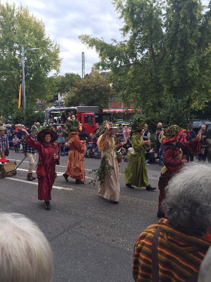 Gesellige Pause unterwegs – Vereinsausflug 2016