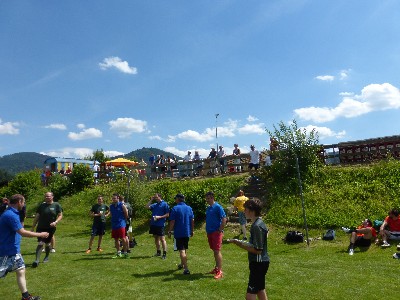Begegnungen auf dem Sportplatz – Elfmeterkick 2016