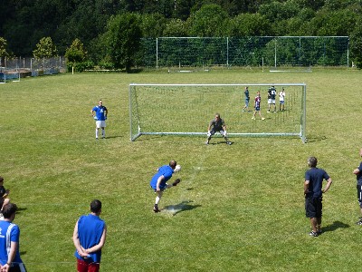 Begegnungen auf dem Sportplatz – Elfmeterkick 2016