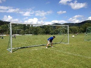 Die Mannschaft des Männerchors – Elfmeterkick 2012