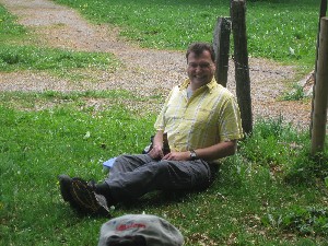 Rast und Stärkung unterwegs – Vatertagswanderung 2009