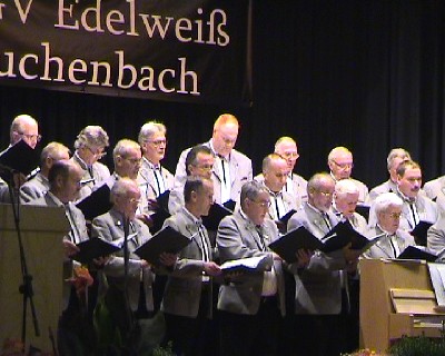 Großer Gemeinschaftschor beim Chorgruppenkonzert 2009