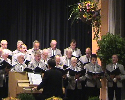 Großer Gemeinschaftschor beim Chorgruppenkonzert 2009