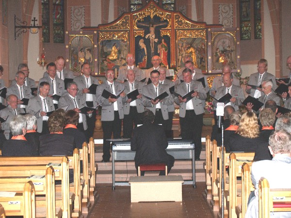 Blick in den Kirchenraum beim Kirchenkonzert 2011
