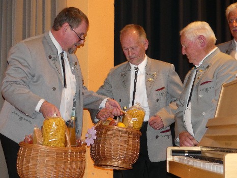 Der Männerchor beim Herbstkonzert 2018
