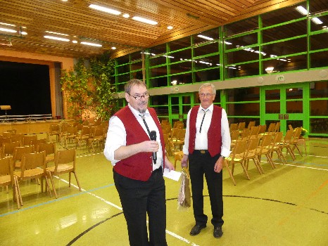 Der Männerchor beim Herbstkonzert 2018