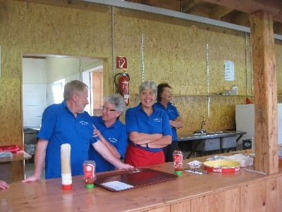 Sängerhock 2014 – Helfer sorgen für das leibliche Wohl